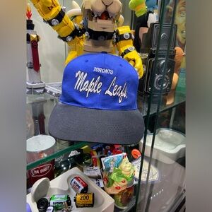 Vintage 90s Toronto maple leafs NHL strap back hat